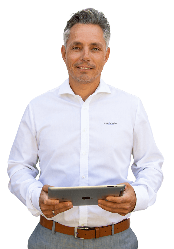 Der Immobilienmakler Michael Bach aus Übach-Palenberg